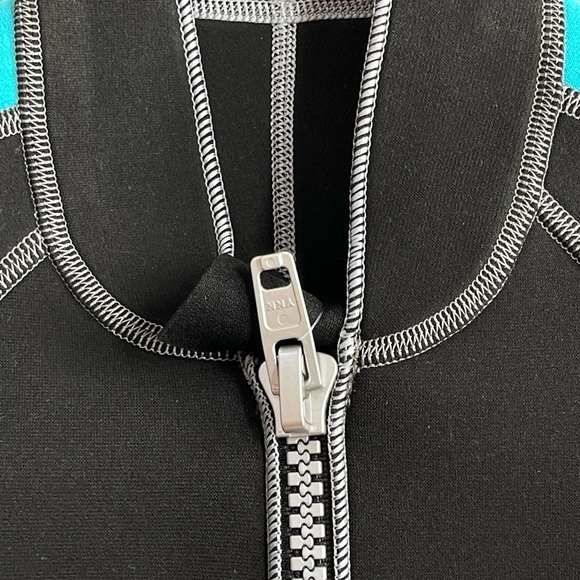 CRESSI LIDO Women’s Shorty Wetsuit Size M 2mm Neoprene Black Grey Aqua NWT - Picture 8 of 9